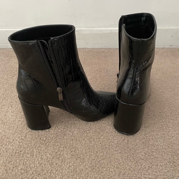 Black booties - Picture 3 of 3